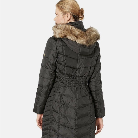 Michael Kors winter coat - Picture 3 of 9